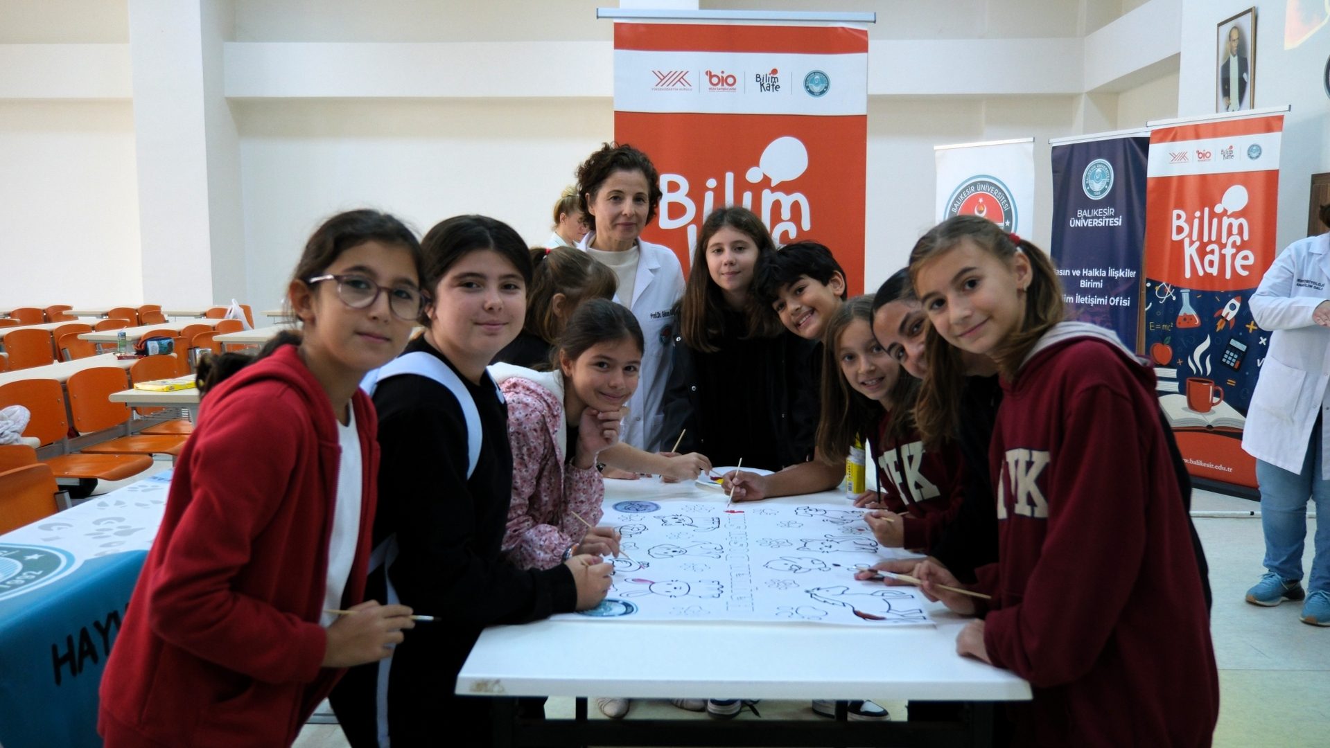 BAÜN Bilim Kafe’de Küçük Hayvanseverler Veteriner Hekimliği Yakından Tanıdı 12