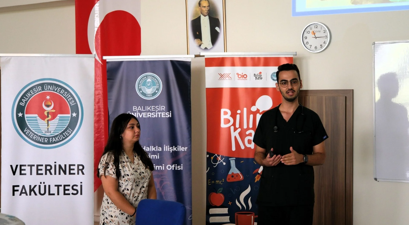 Bilim Kafe’de Minik Hayvanseverler Veteriner Hekimliği Yakından Tanıdı 3