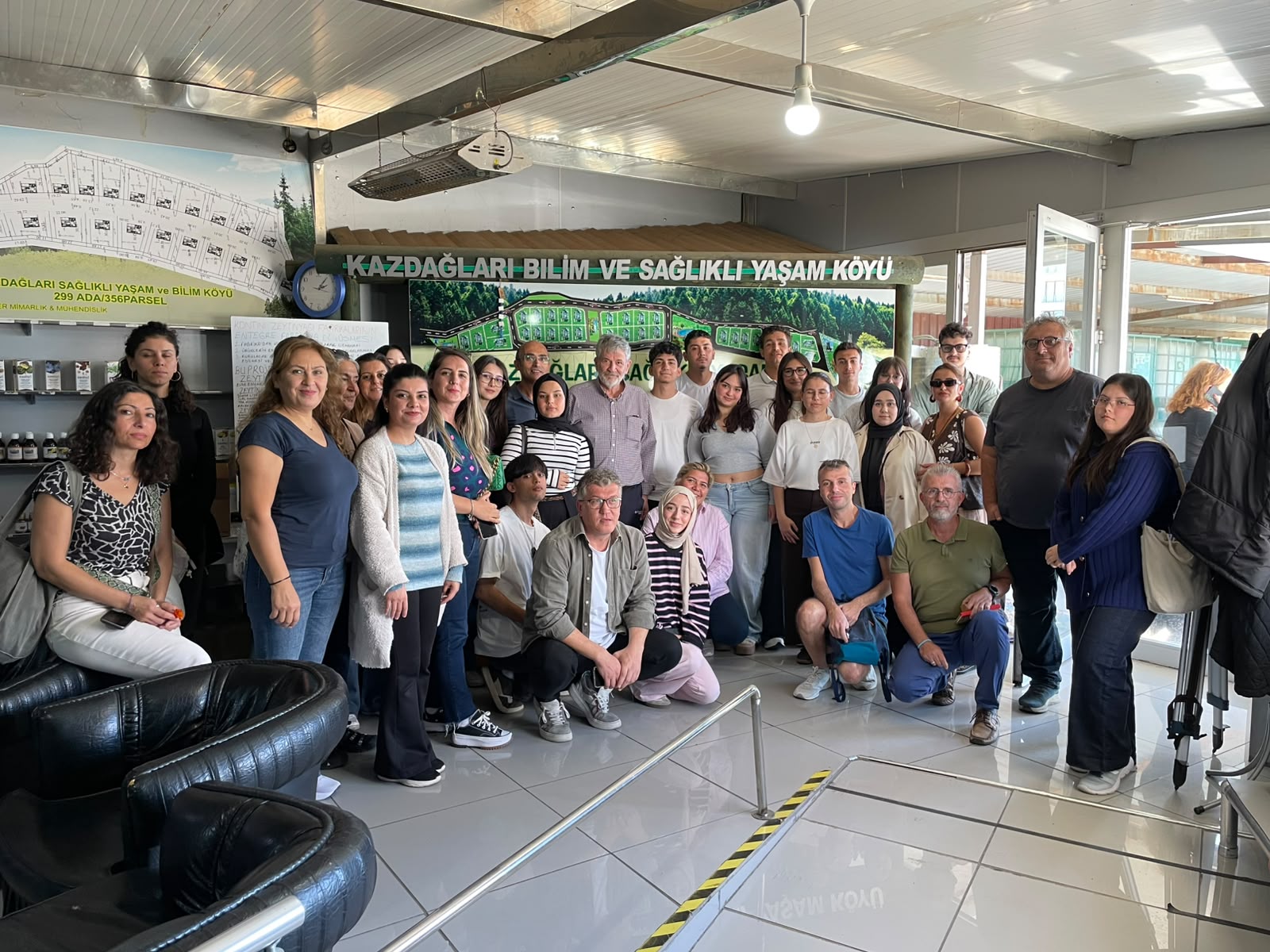 Tıbbi ve Aromatik Bitkiler Programı Öğrencilerimiz Teknik Gezi Gerçekleştirdi 7
