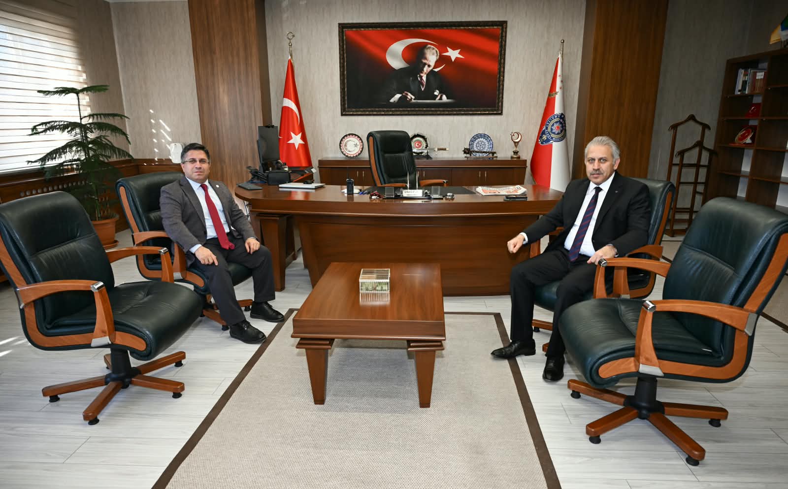 Rektör Oğurlu’dan İl Emniyet Müdürü Serkan Karaman’a Ziyaret