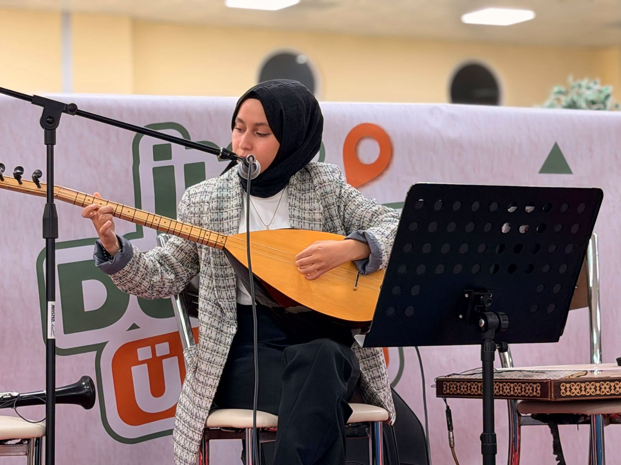 BAÜN’de Öğrenciler, ÜNİAK Topluluğunun Geleneksel Sıra Gecesi Programında Bir Araya Geldi 5