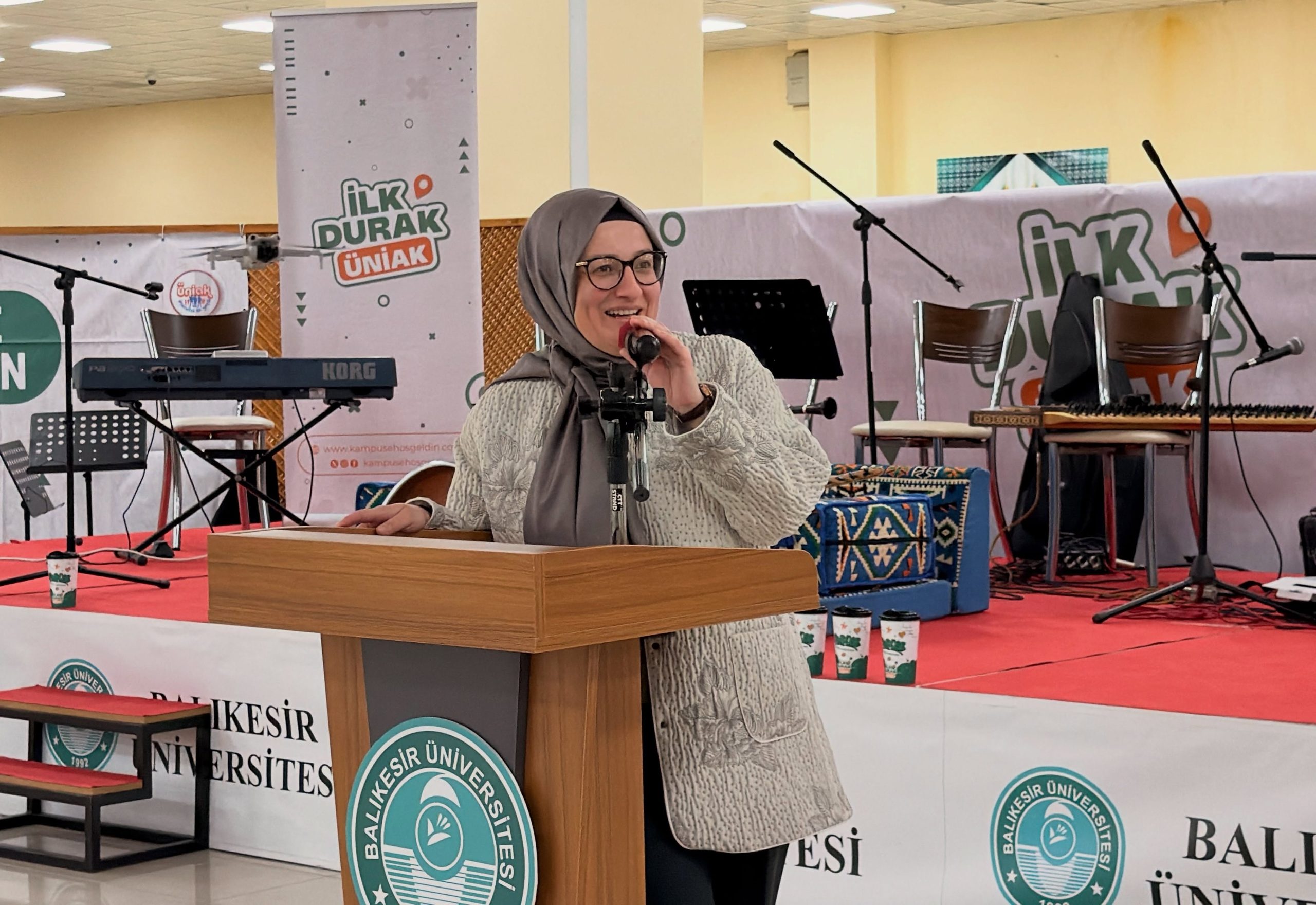 BAÜN’de Öğrenciler, ÜNİAK Topluluğunun Geleneksel Sıra Gecesi Programında Bir Araya Geldi 3