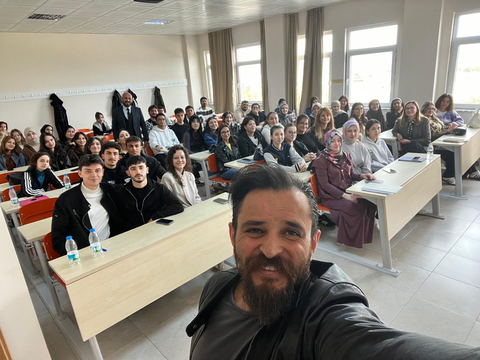 Tıbbi Hizmetler ve Teknikler Bölümü Öğrenci Buluşması Gerçekleştirildi