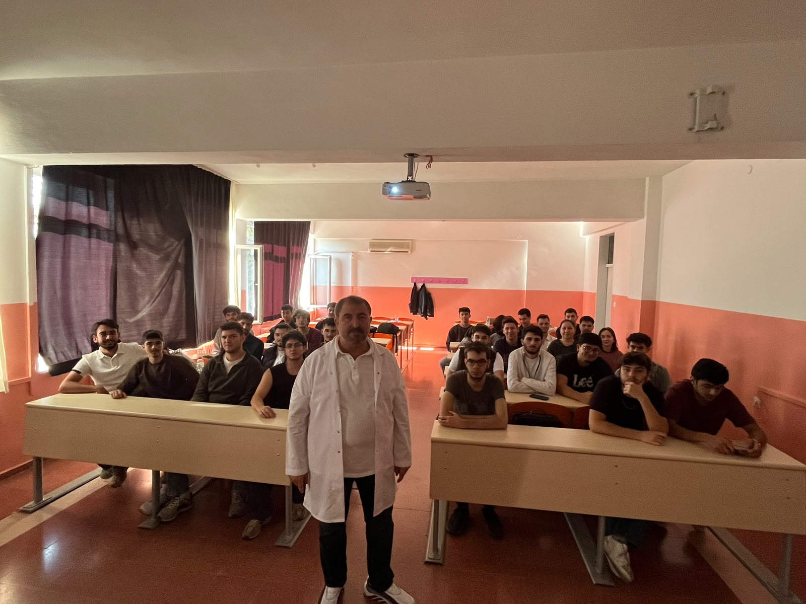 Makine Programı Öğrencilerine Yönelik Oryantasyon Eğitimi Gerçekleştirildi