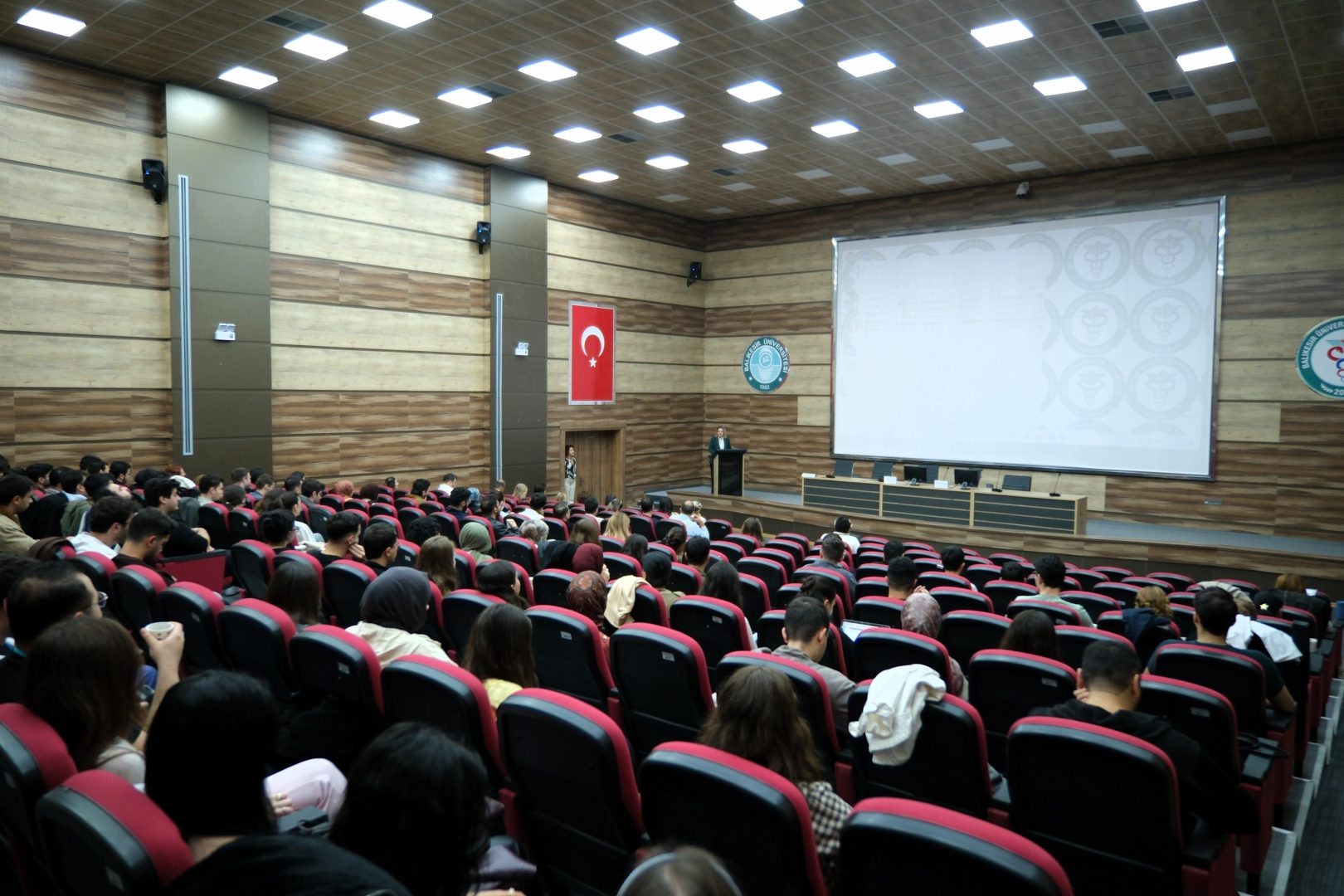 Çocuk Acil Hastalıklarına Yönelik Güncel Yaklaşımlar BAÜN’de 3. Pediatrik Acil Hastalıklar Sempozyumunda Ele Alındı 4