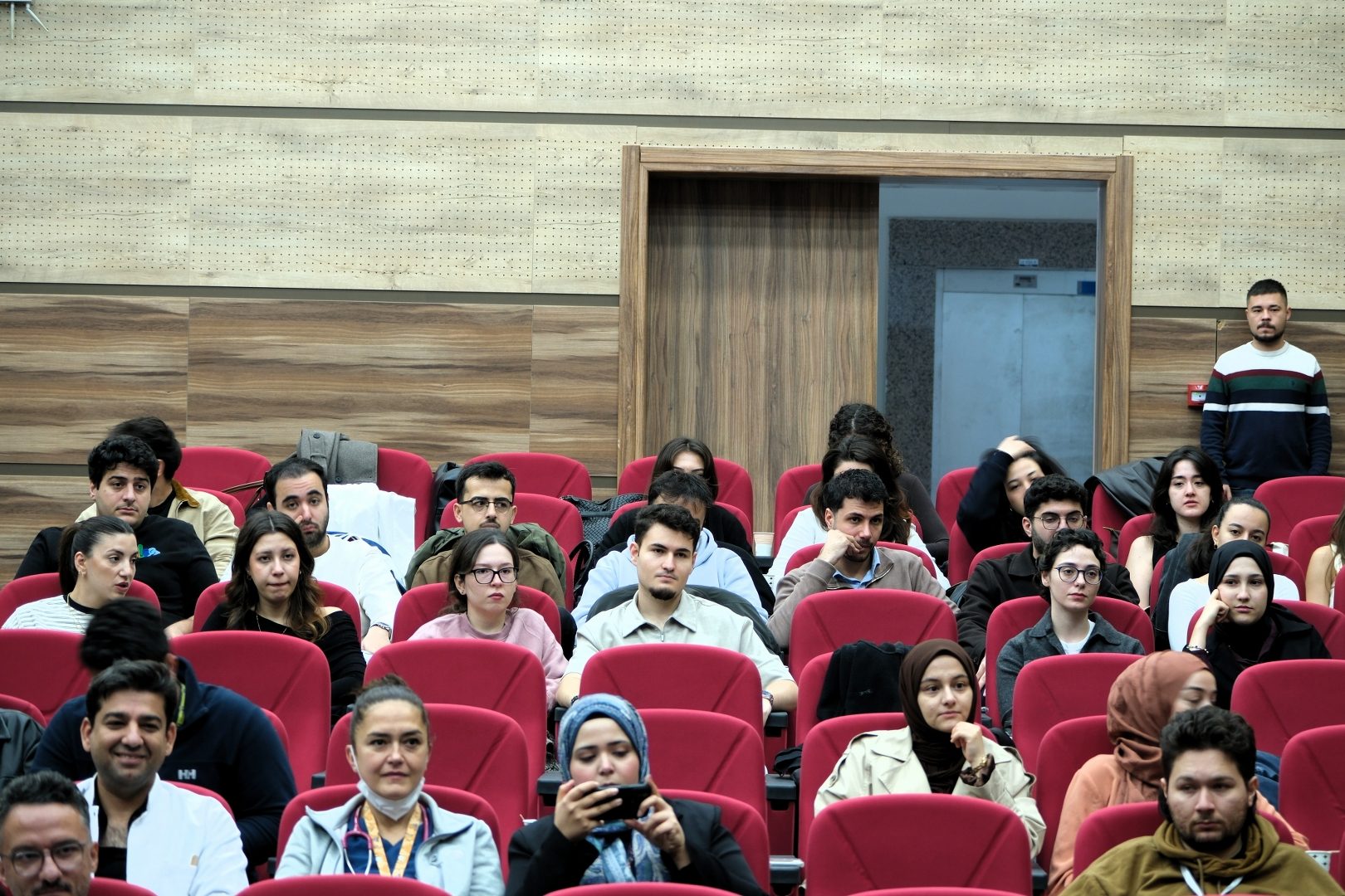Çocuk Acil Hastalıklarına Yönelik Güncel Yaklaşımlar BAÜN’de 3. Pediatrik Acil Hastalıklar Sempozyumunda Ele Alındı 7