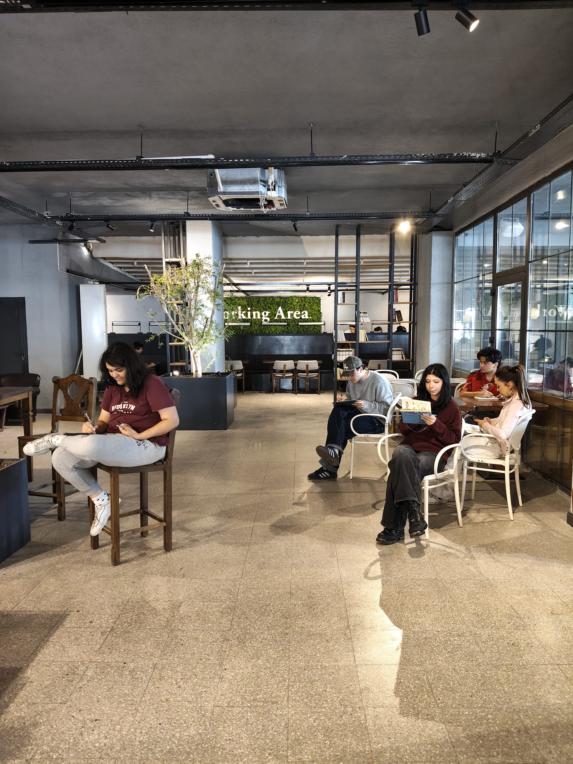 İllüstrasyona Giriş Dersi Kapsamında Kafe İllüstrasyonu Projesi 8