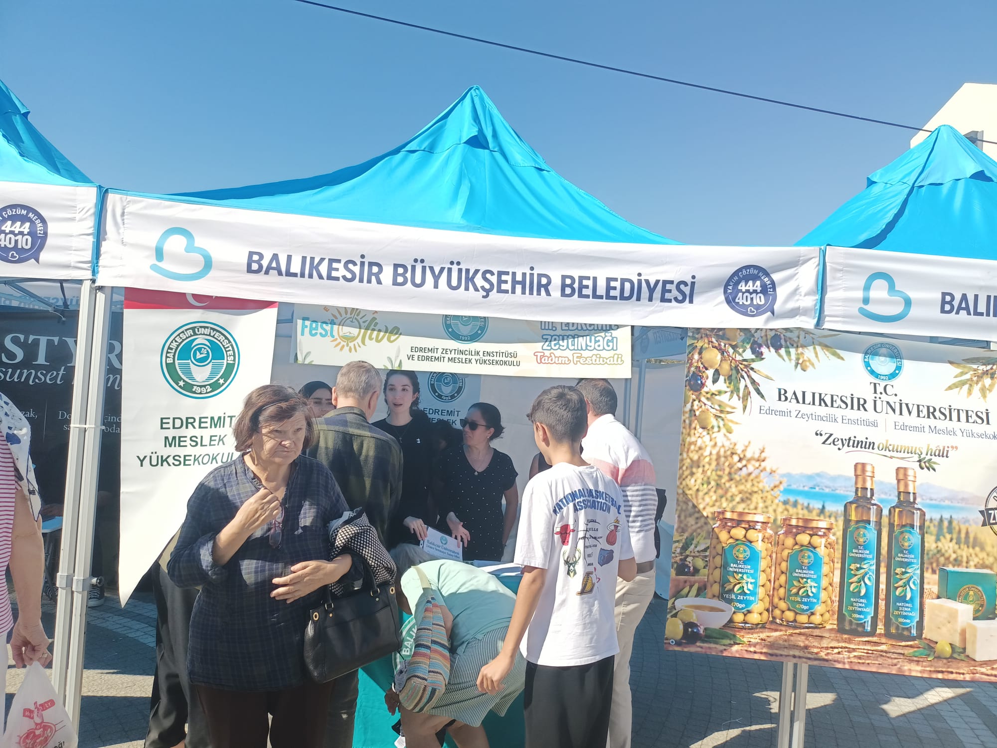 III. Festolive Edremit Zeytinyağı Tadım Festivalinin İkinci Gününde Standımıza Yoğun İlgi 16