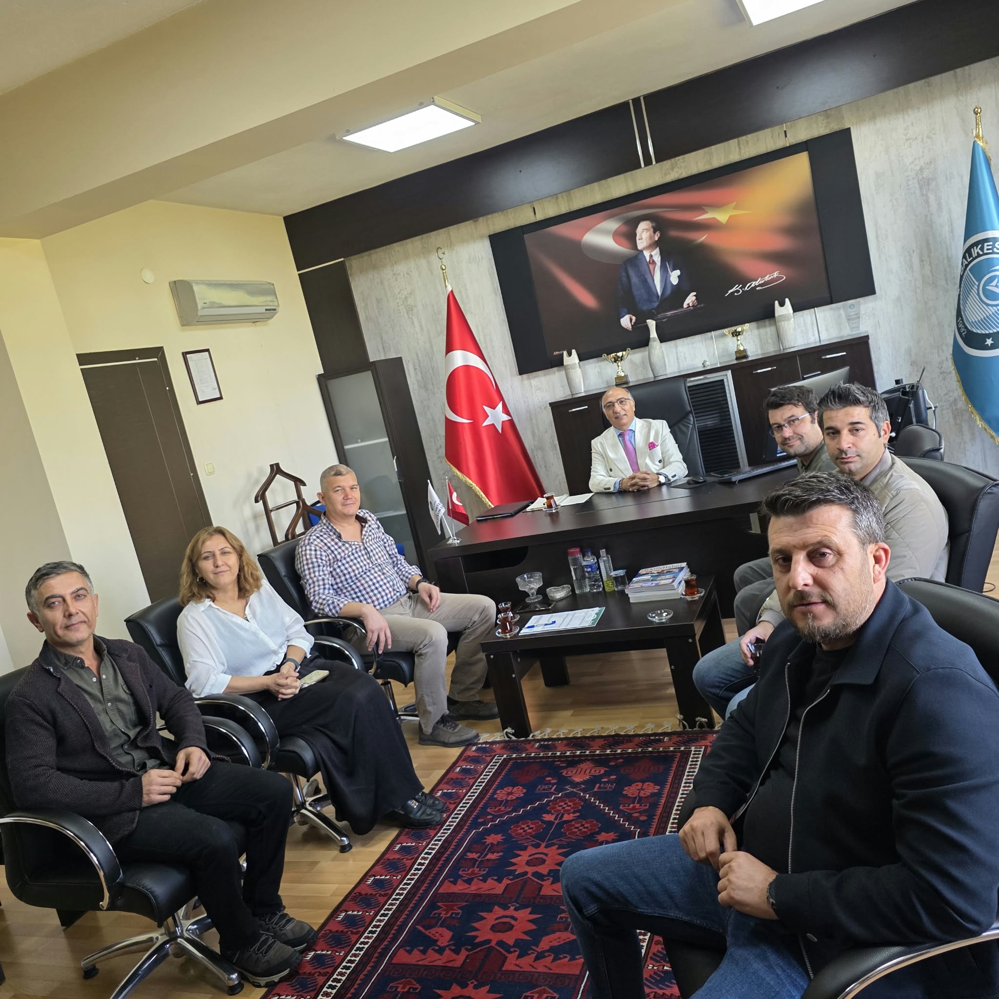 Bigadiç Meslek Yüksekokulunda İdari Personel Toplantısı Gerçekleştirildi
