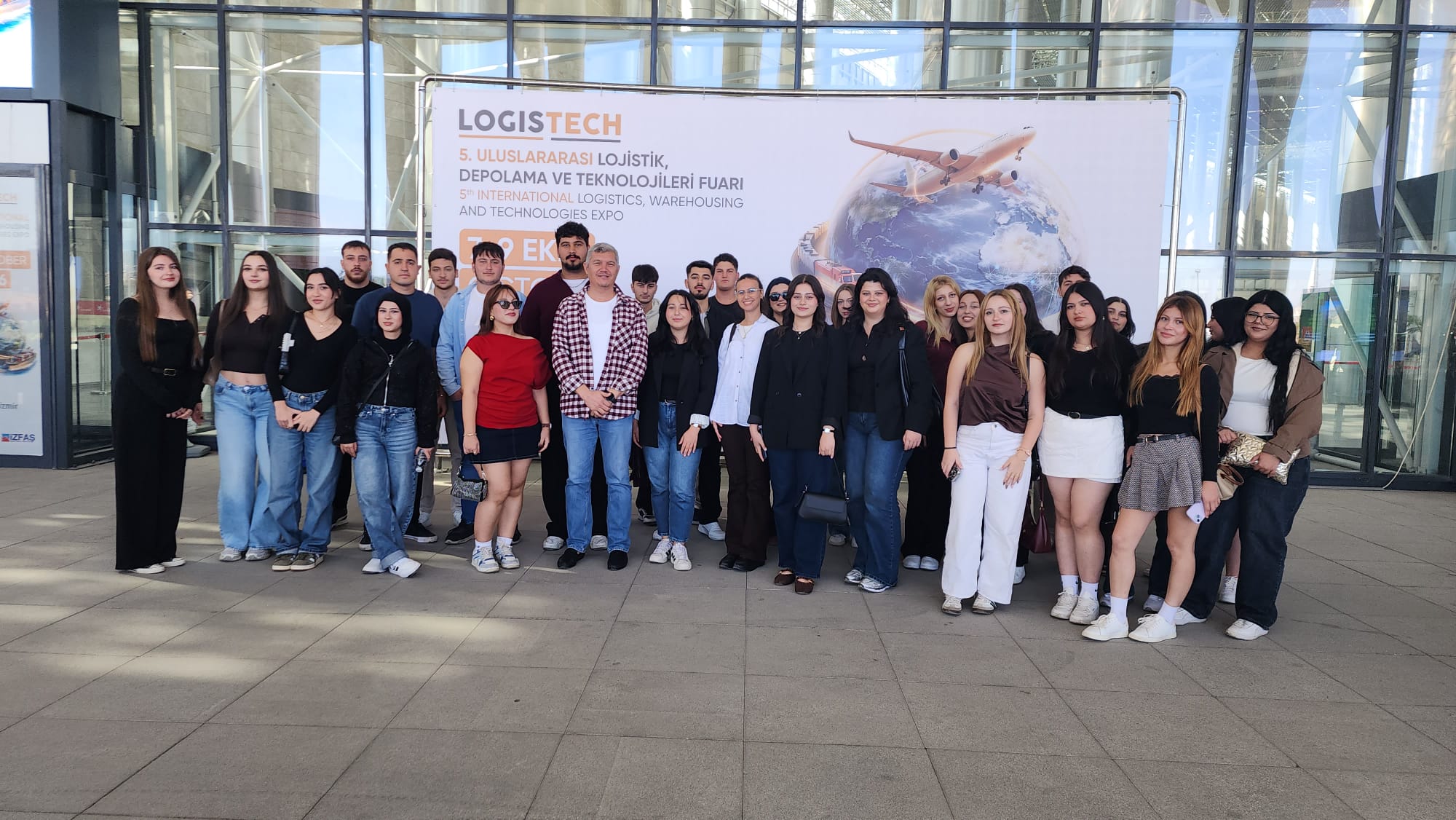 Lojistik Programı Öğrencilerinden LOGISTECH İzmir Fuarı’na Teknik Gezi