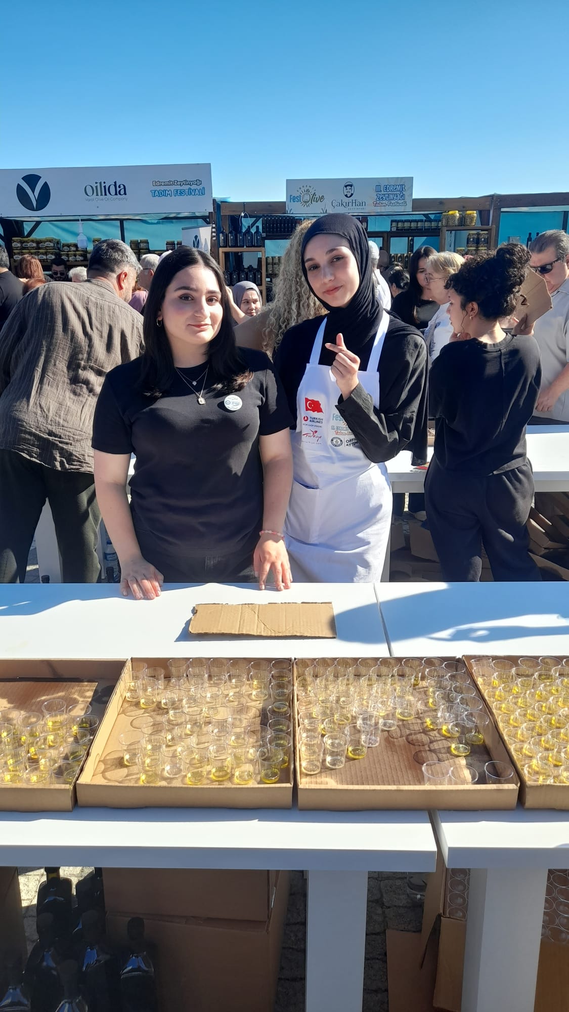 III. Festolive Edremit Zeytinyağı Tadım Festivali’ne Öğrencilerimizden Anlamlı Destek 3