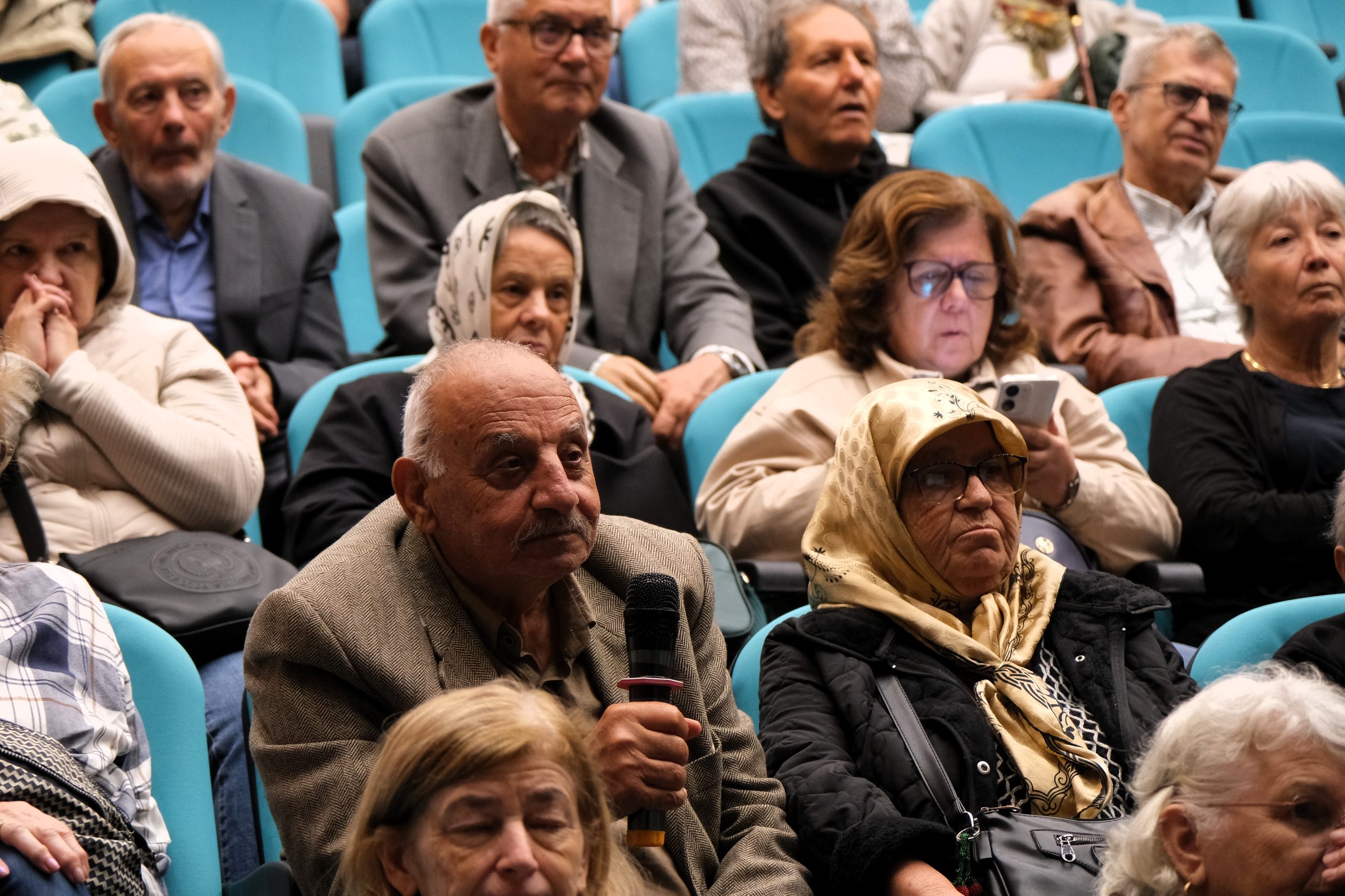 BAÜN Bilim Kafede Tıbbi Bitkilerin Bilinçli Kullanımına Dikkat Çekildi 9