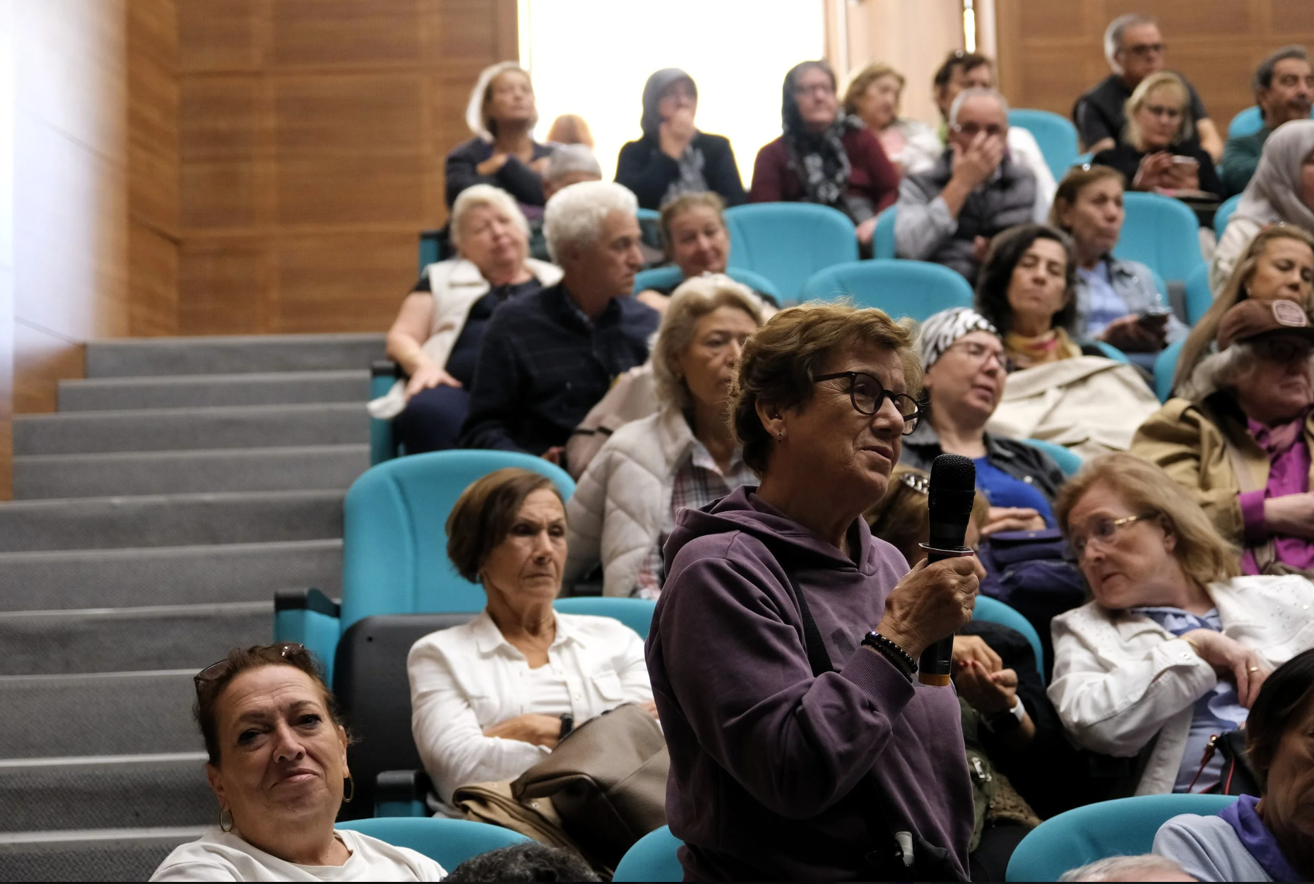 Gerontoloji Bölümümüzün İş Birliğiyle “Tıbbi Bitkilerin Doğru Kullanımı” Semineri Gerçekleştirildi 5