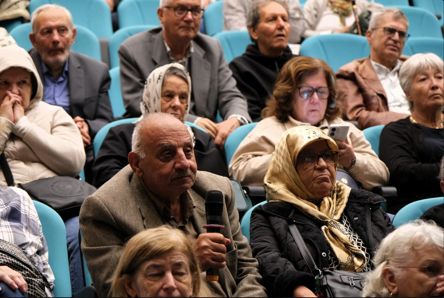 Gerontoloji Bölümümüzün İş Birliğiyle “Tıbbi Bitkilerin Doğru Kullanımı” Semineri Gerçekleştirildi 6