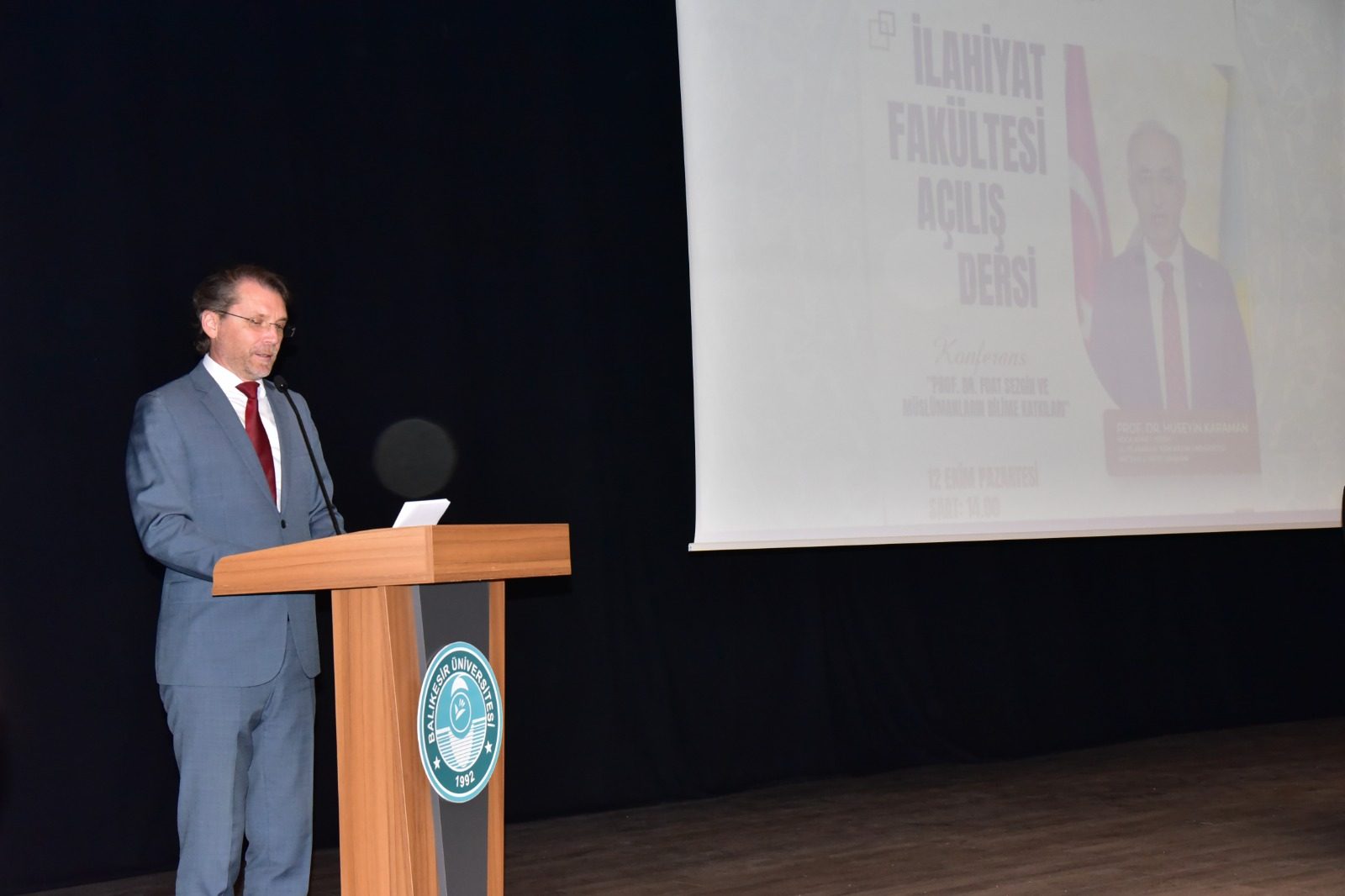 FAKÜLTEMİZİN AKADEMİK AÇILIŞ DERSİ  1