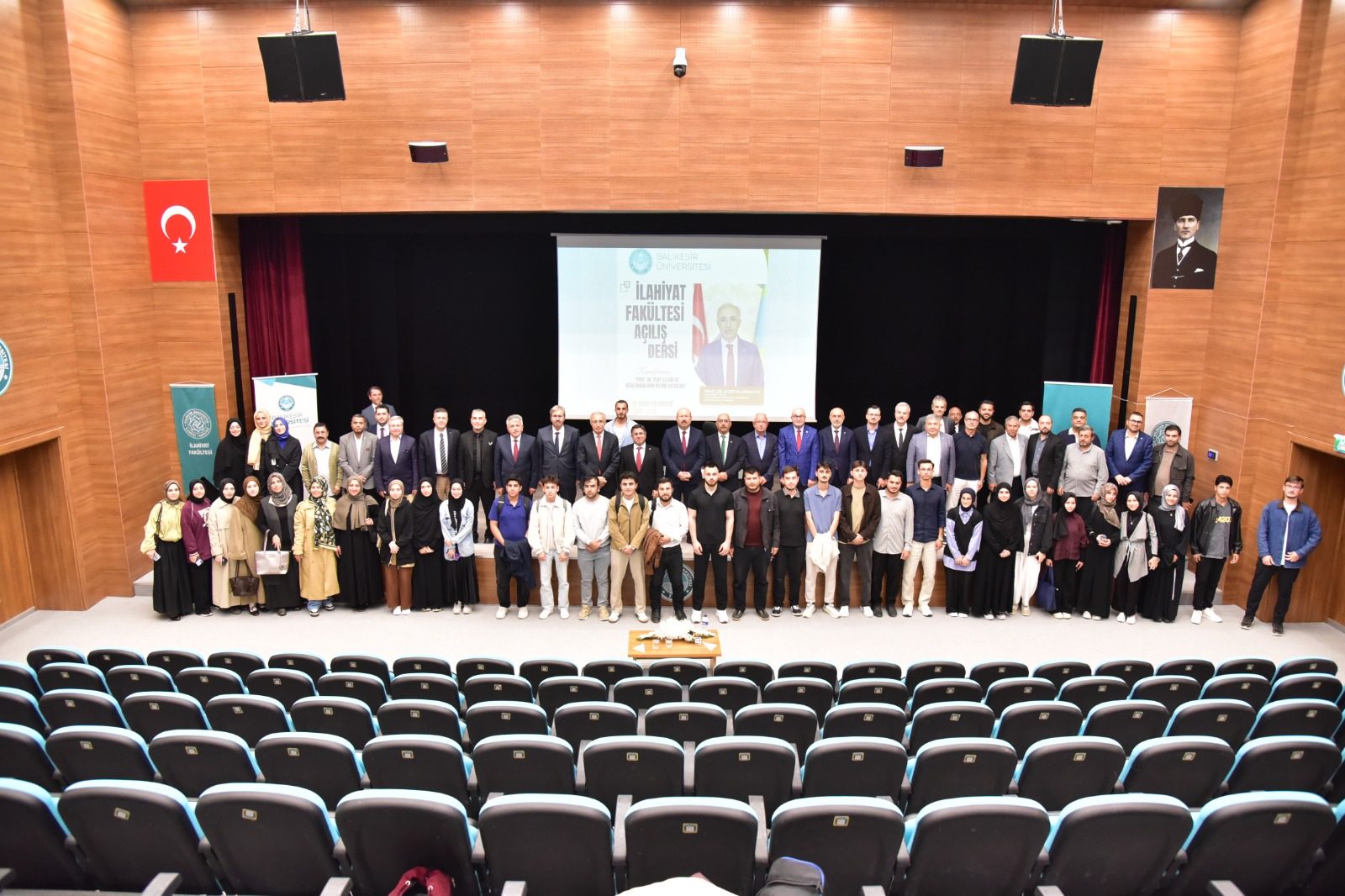 FAKÜLTEMİZİN AKADEMİK AÇILIŞ DERSİ 