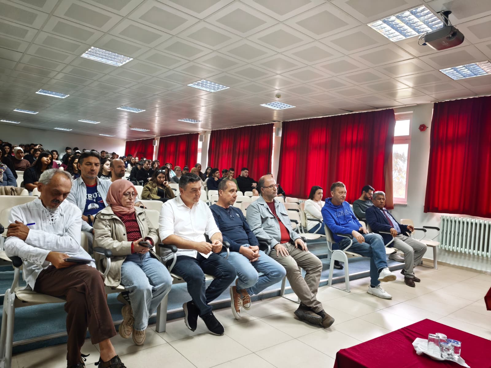 Dursunbey Gençlik ve Spor İlçe Müdürlüğünden Yüksekokulumuza Ziyaret: "Gençlik Buluşması ve Bilgilendirme Söyleşisi" Gerçekleştirildi 3