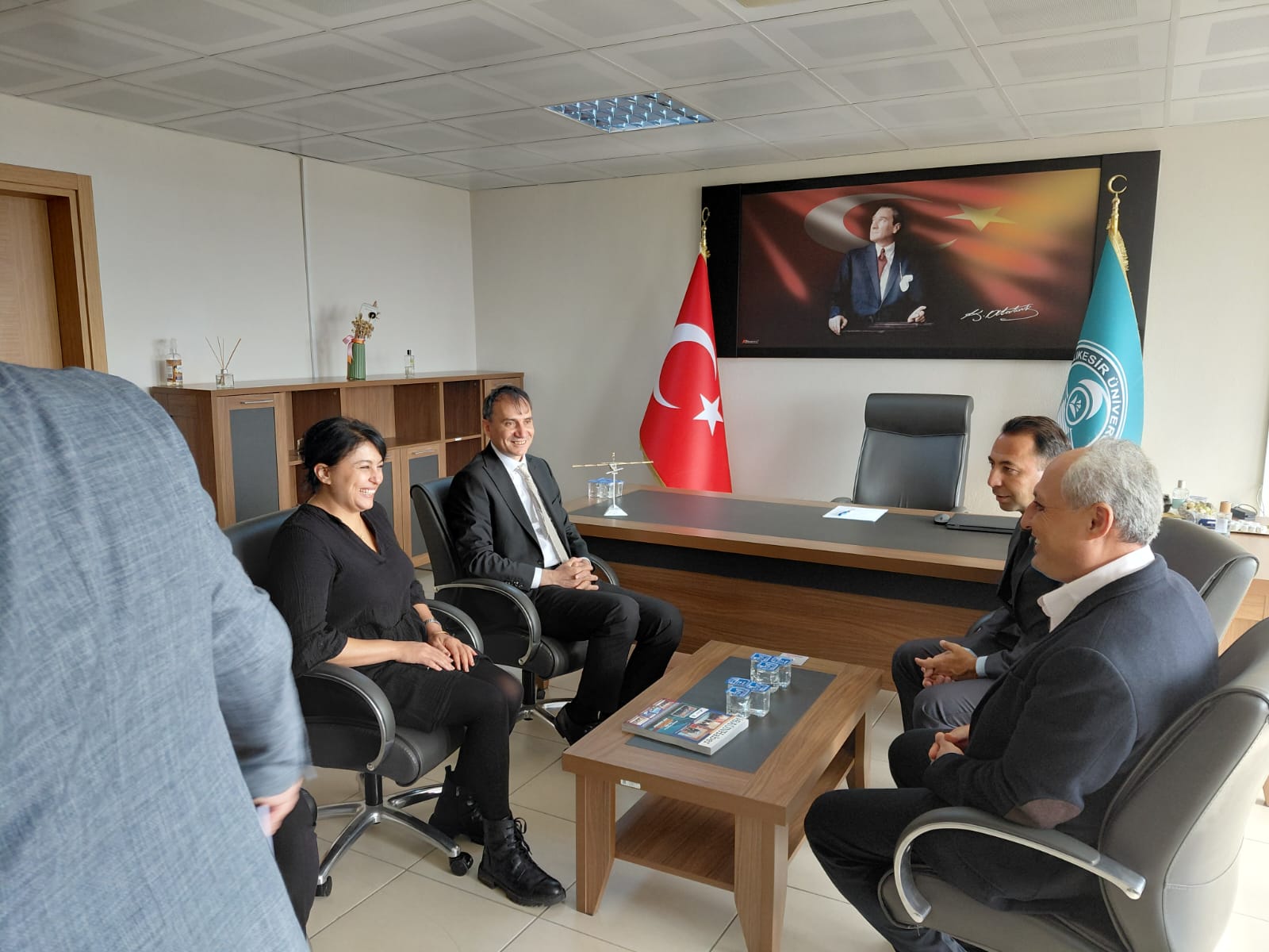 Edremit Kaymakamı Zafer Engin, Sivil Havacılık Yüksekokulunu Ziyaret Etti 2