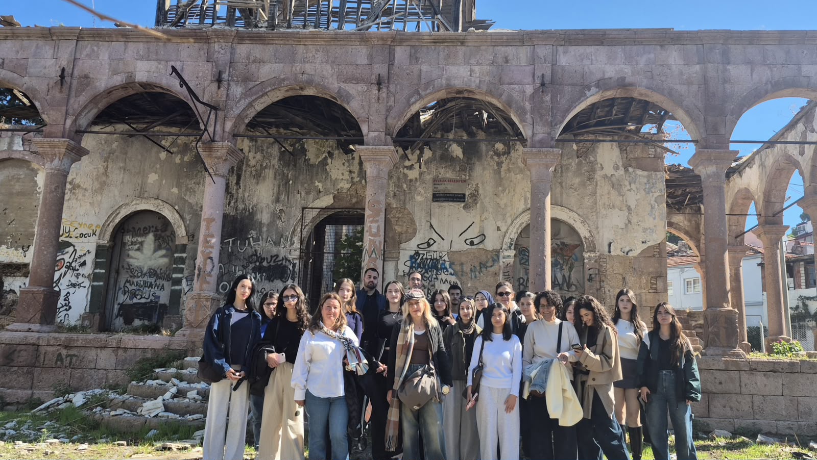 Balıkesir University Ayvalık Vocational School Architecture Restoration Program Technical Trip from Students 7