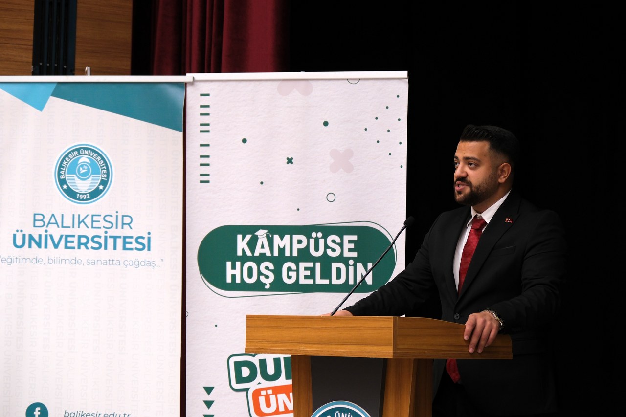 Balıkesir Üniversitesinde Türkiye Yüzyılı Zirvesi Düzenlendi 5