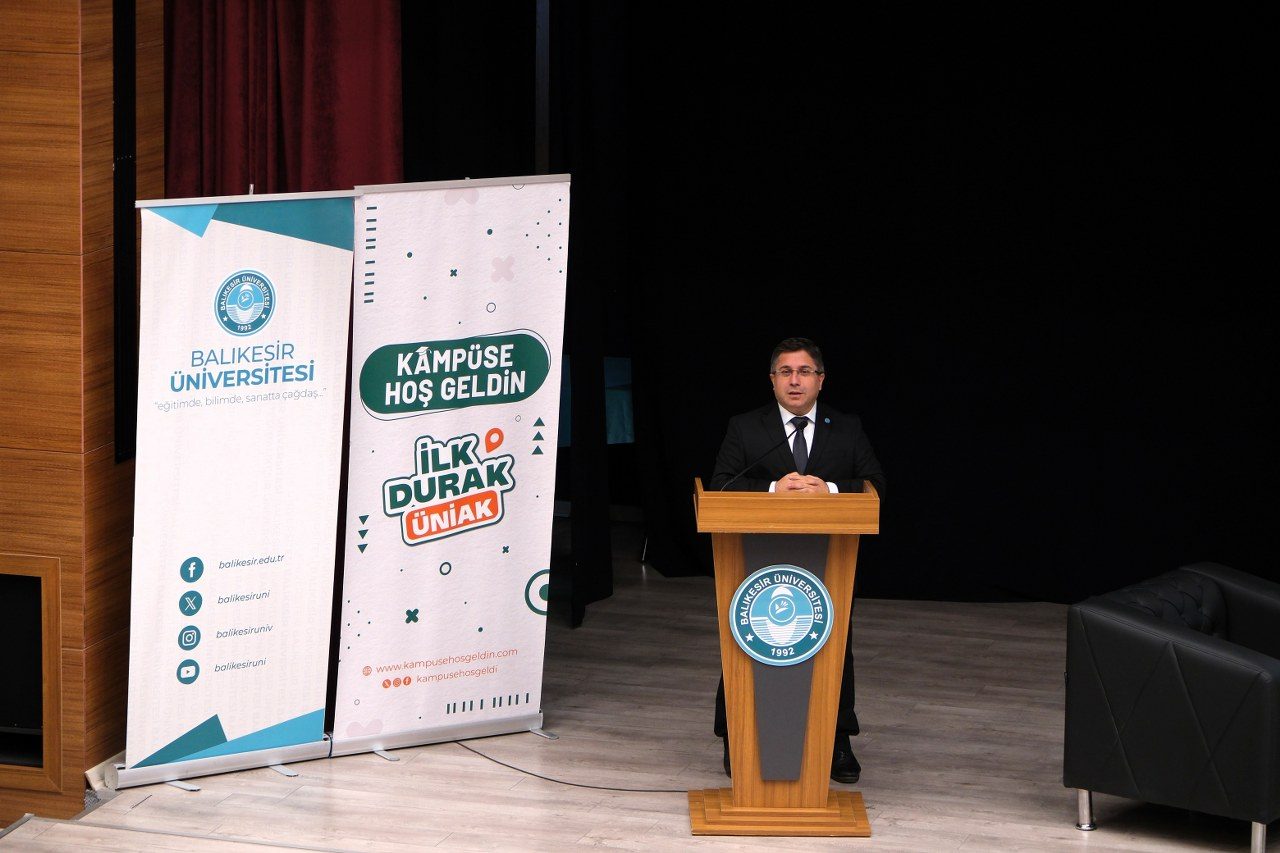 Balıkesir Üniversitesinde Türkiye Yüzyılı Zirvesi Düzenlendi 6