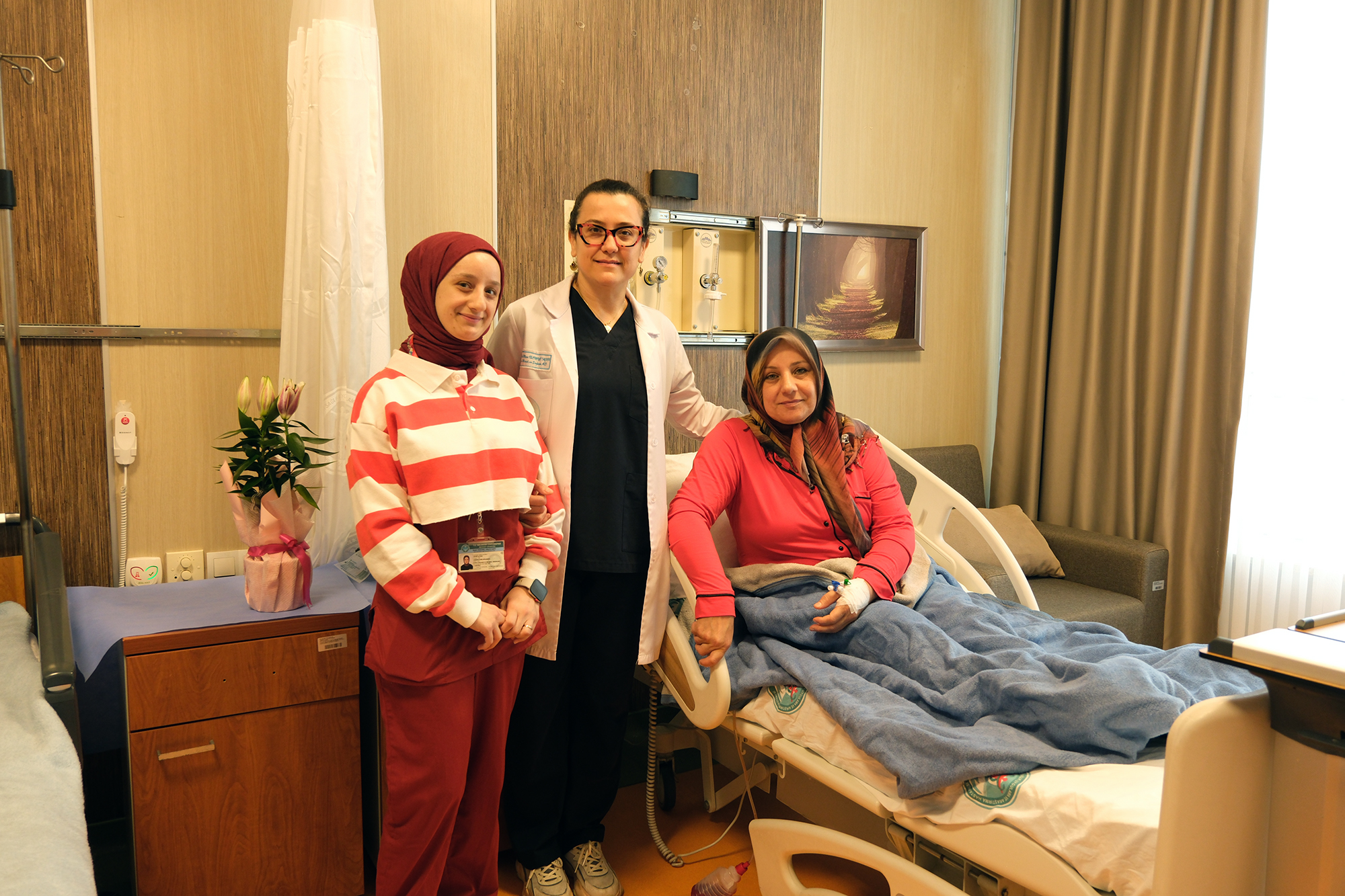 BAÜN Hastanesinde Sağlıkta Teknoloji Dönemi: İlk Robotik Cerrahi Ameliyatı Başarıyla Yapıldı 2