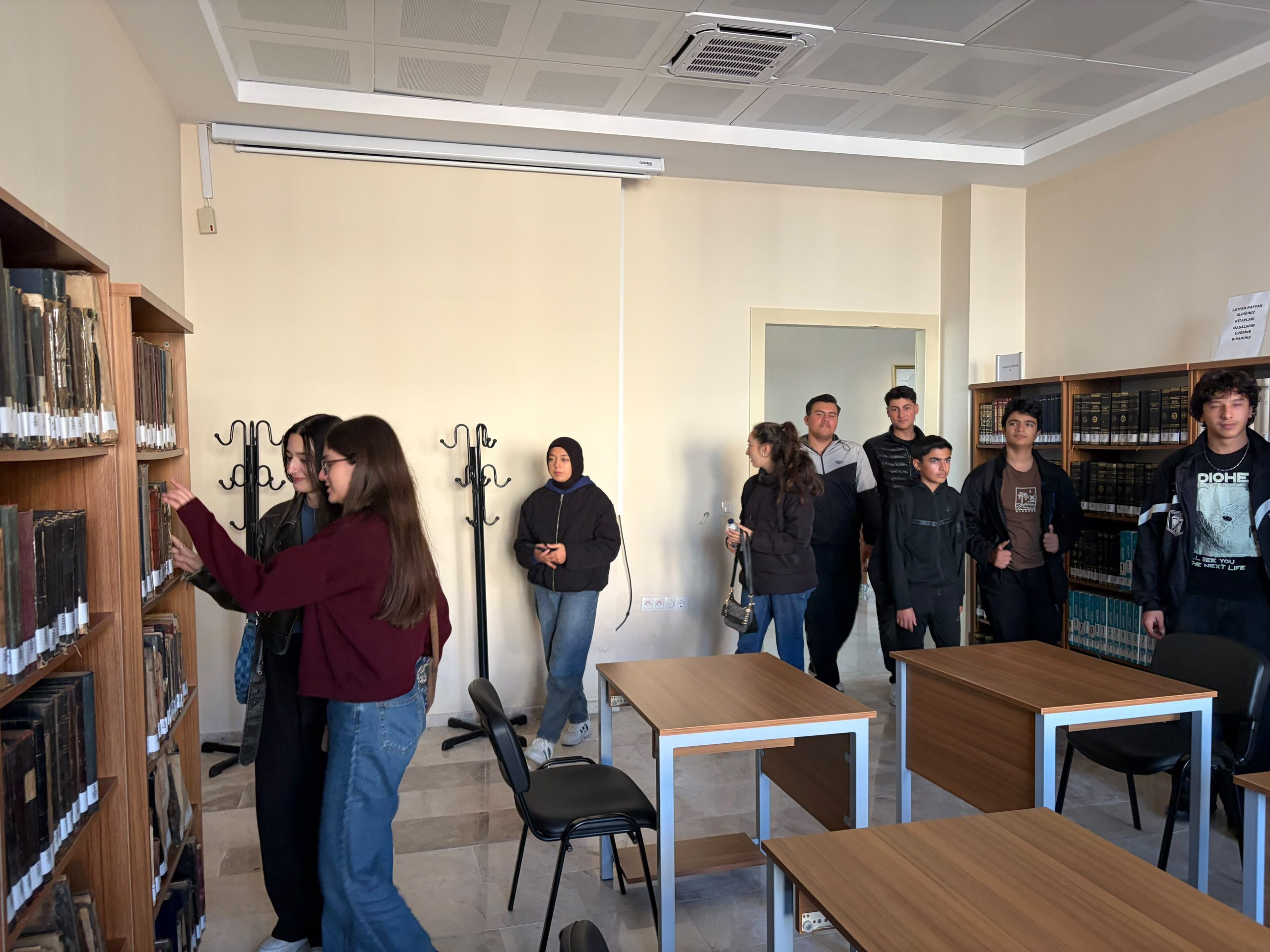 Havran Anadolu Lisesi Öğrencilerinden İlahiyat Fakültemize Ziyaret 9