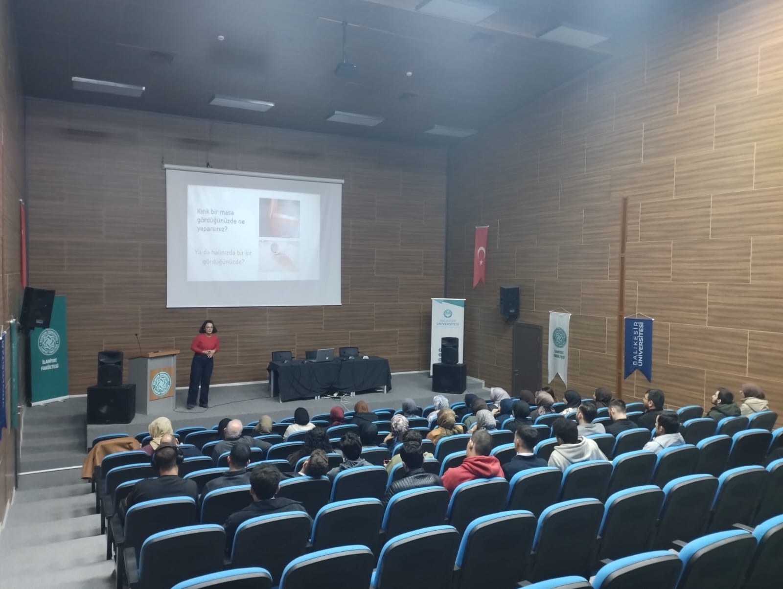 Gençlik Ruh Sağlığını Güçlendirme Çalışmaları Kapsamında “Kendime İyi Bak” Söyleşisi Düzenlendi. 4
