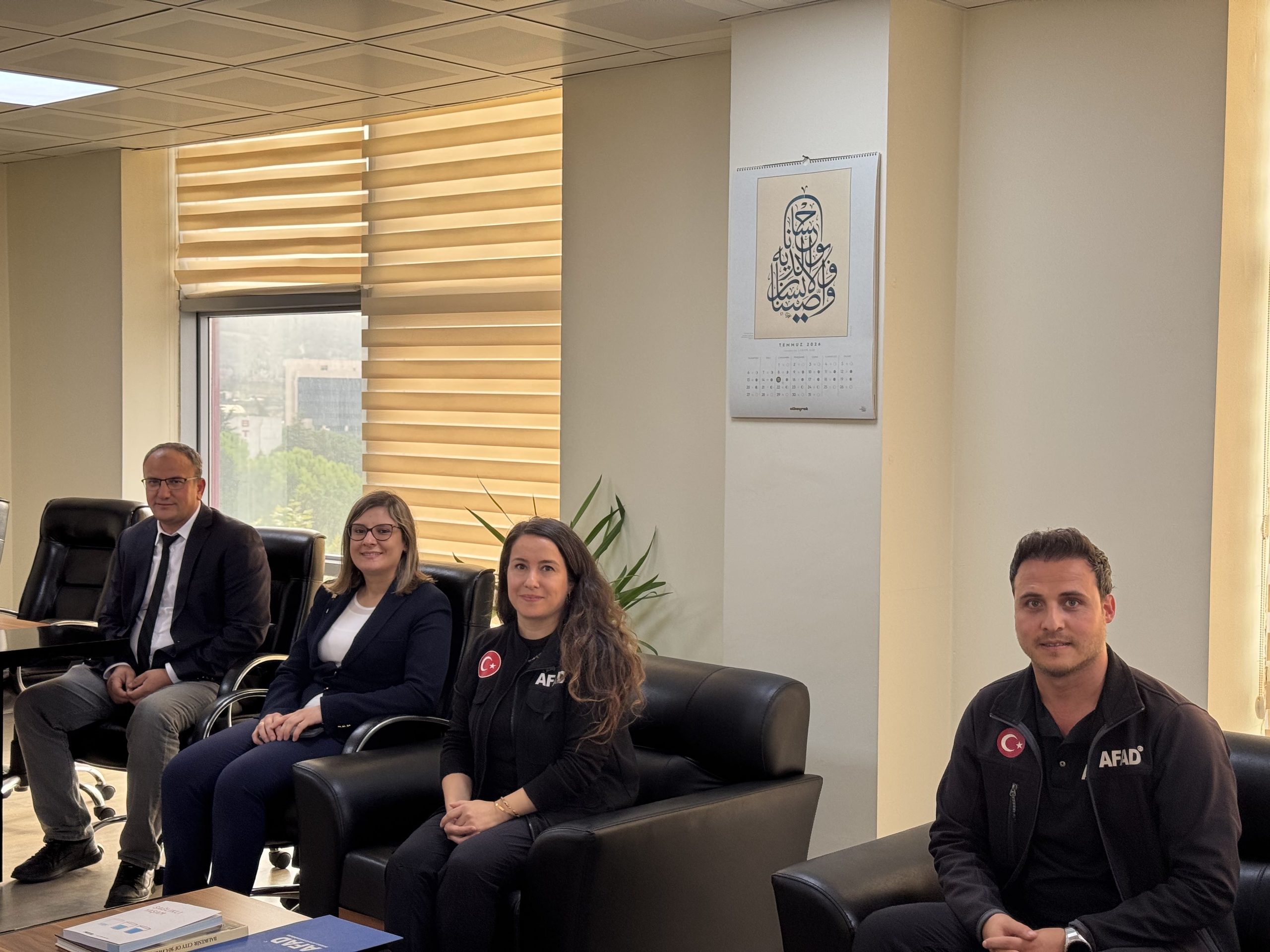 DEPREM, TAHLİYE VE YANGIN SÖNDÜRME TATBİKATI GERÇEKLEŞTİRİLDİ 3