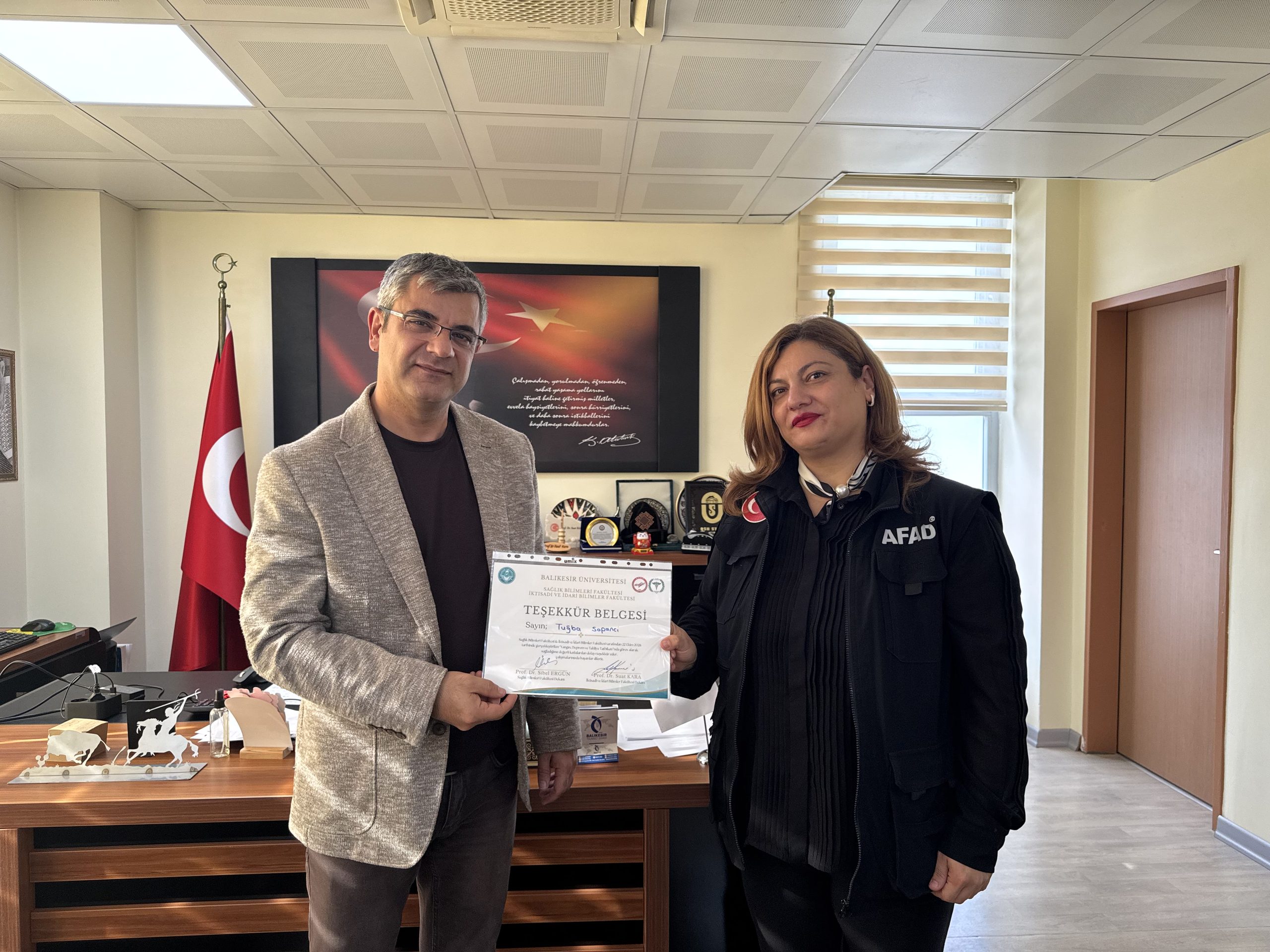 DEPREM, TAHLİYE VE YANGIN SÖNDÜRME TATBİKATI GERÇEKLEŞTİRİLDİ 17
