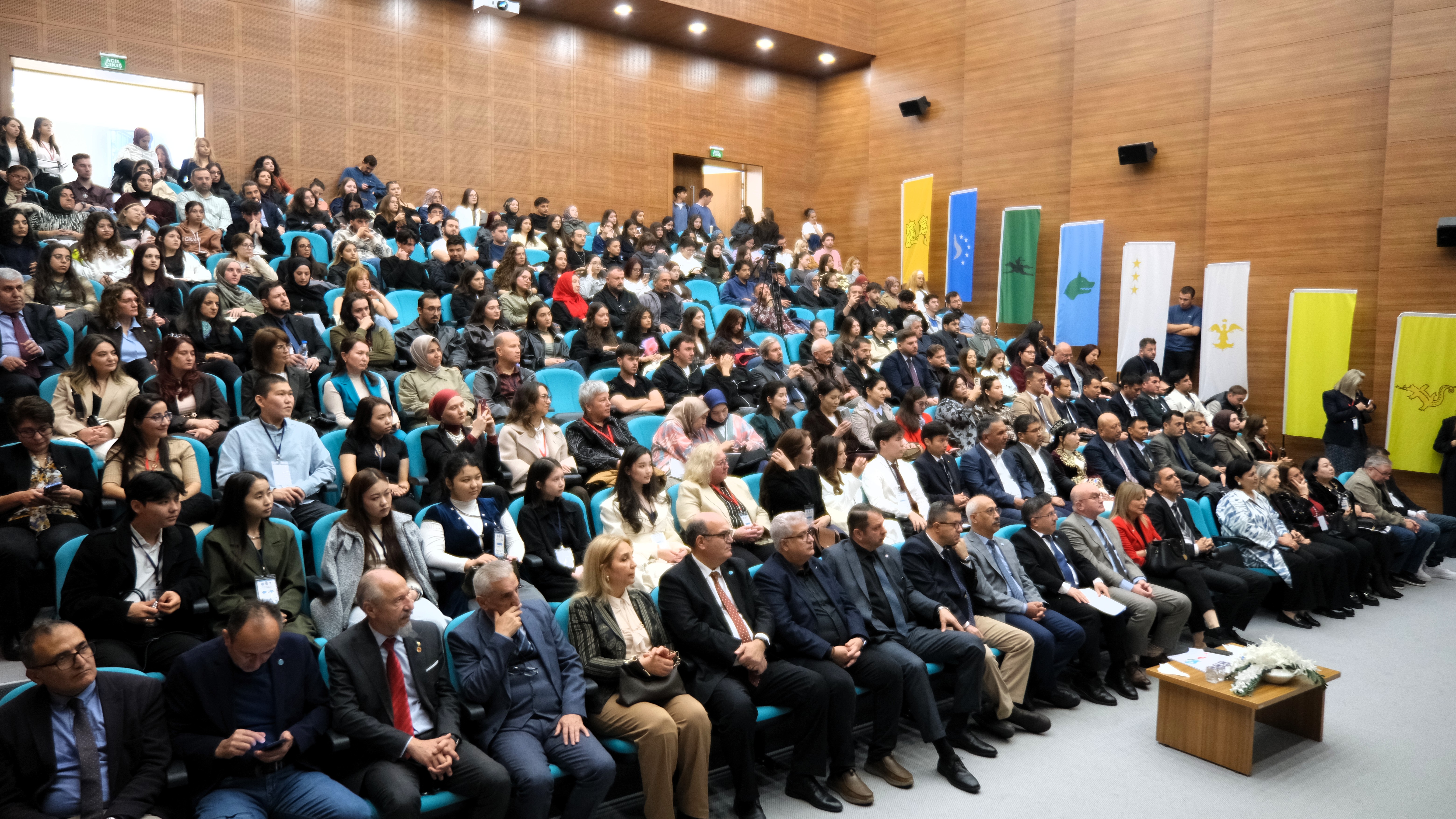 Türk Dünyasından Akademisyen ve Araştırmacılar, 1. Uluslararası Türk Dünyası Kültür ve Sürdürülebilirlik Kongresinde BAÜN’de Buluştu 5