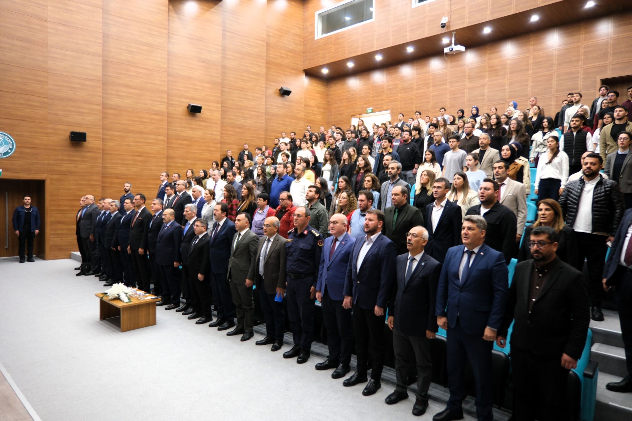 Hukukun Zirvesi BAÜN'de Buluştu: Anayasa Mahkemesi Kararlarının Özel Hukuka Etkisi Konuşuldu 15