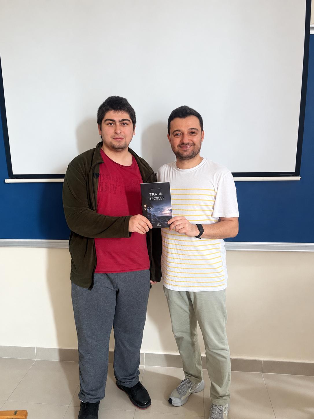 Öğrencimiz Caner Çanakçı’nın İlk Şiir Kitabı: “Trajik Heceler” 3