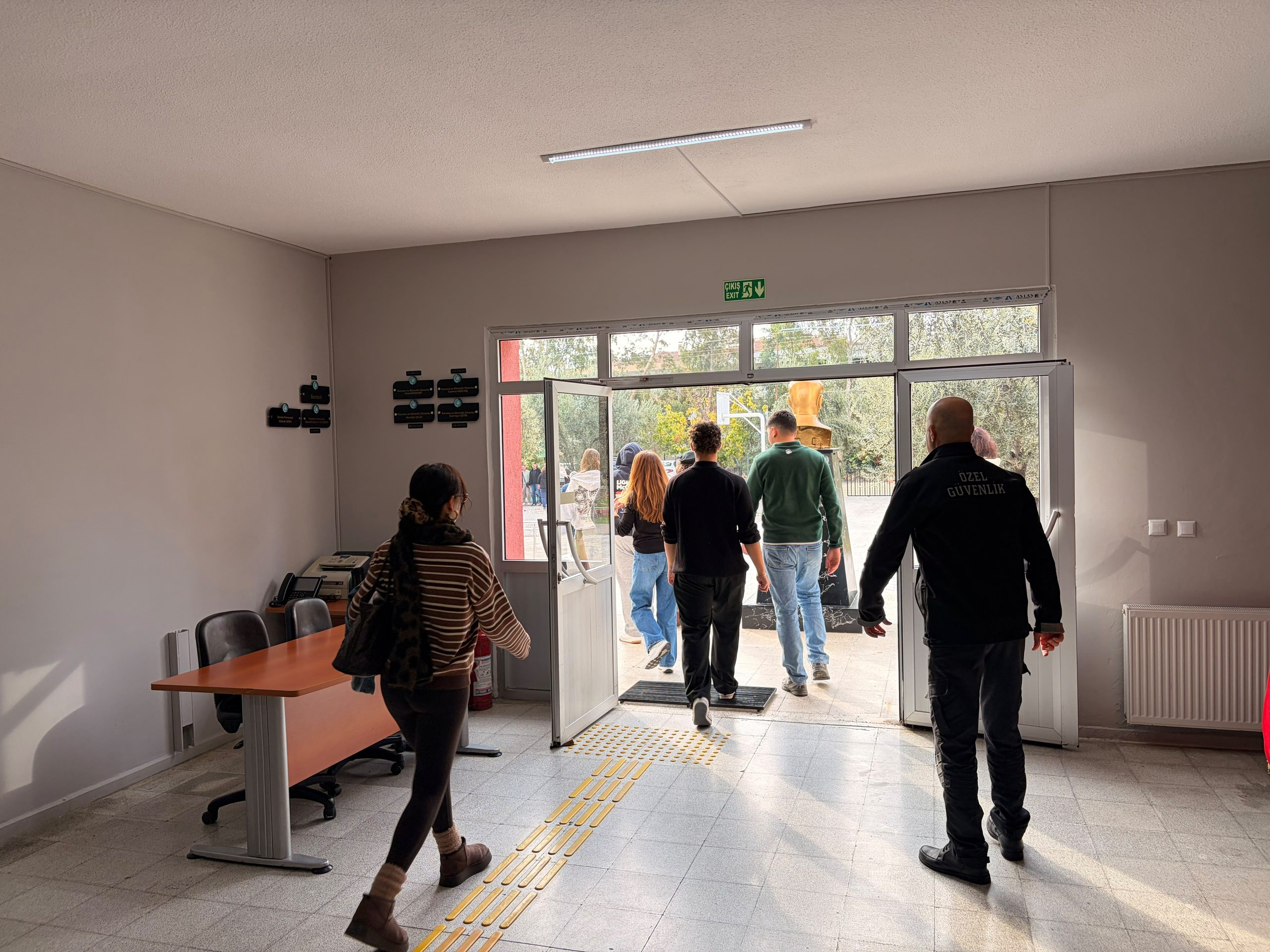 Yüksekokulumuzda Yangın, Deprem ve Tahliye Tatbikatı Gerçekleştirildi 4