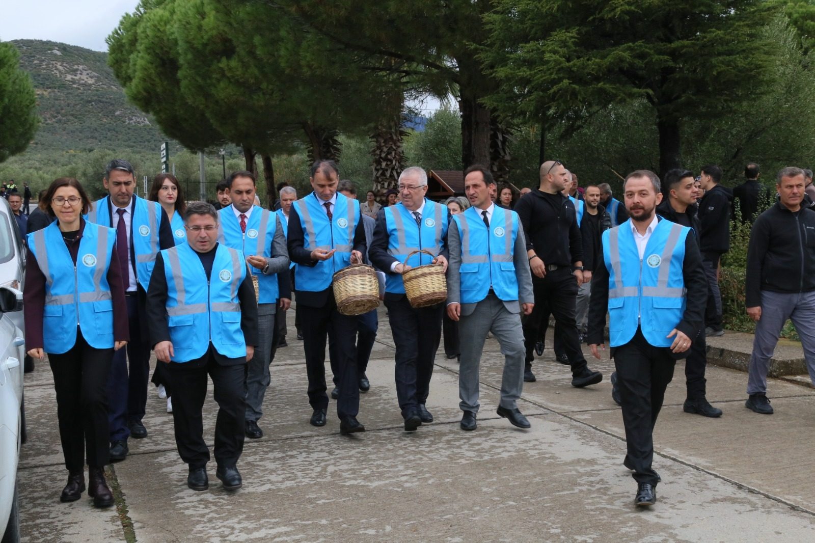 The 1st Academic Olive Harvest Festival was held with high participation at Balıkesir University 31