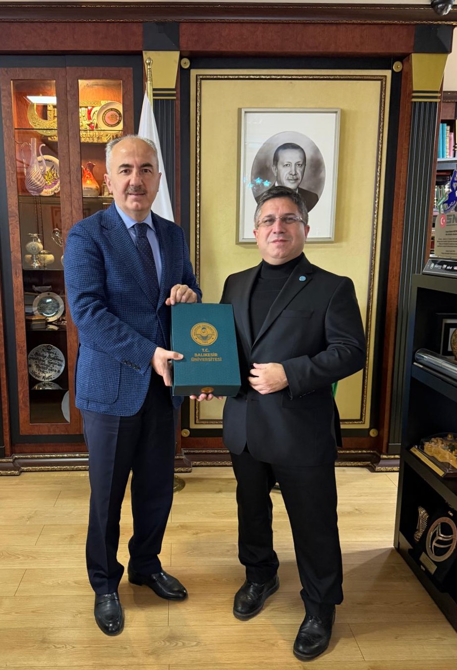 Rektör Oğurlu’dan Rize Belediye Başkanı Rahmi Metin’e Ziyaret 1